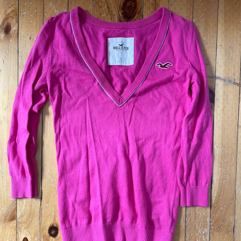 Hollister Hot Pink Sweater 3/4 length
